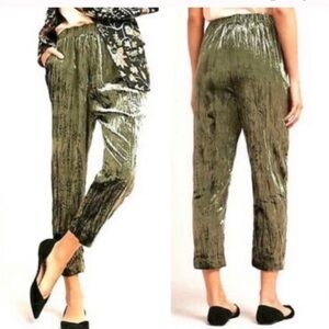 Anthropologie Ett:twa Green Velvet boho|indie Capri Pants Size Small